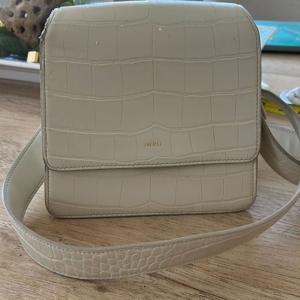 Jwpei cream leather Crossbody bag